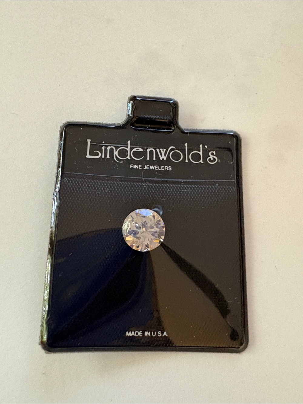 Lindenwold loose round white, transparent gemstone